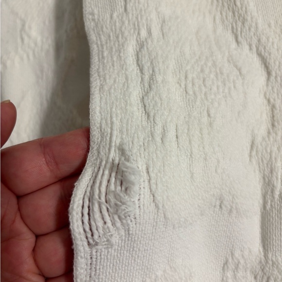 Vtg Crown Crafts White Cotton Matelassé Sham Fringed Floral Texture Made in USA - Picture 6 of 7